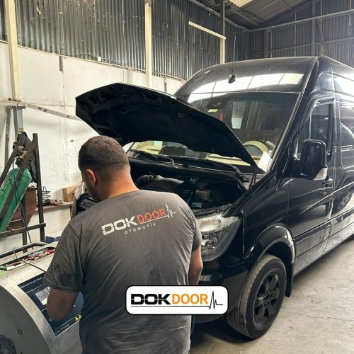 Mercedes Sprinter Klima Radyatör Değişimi